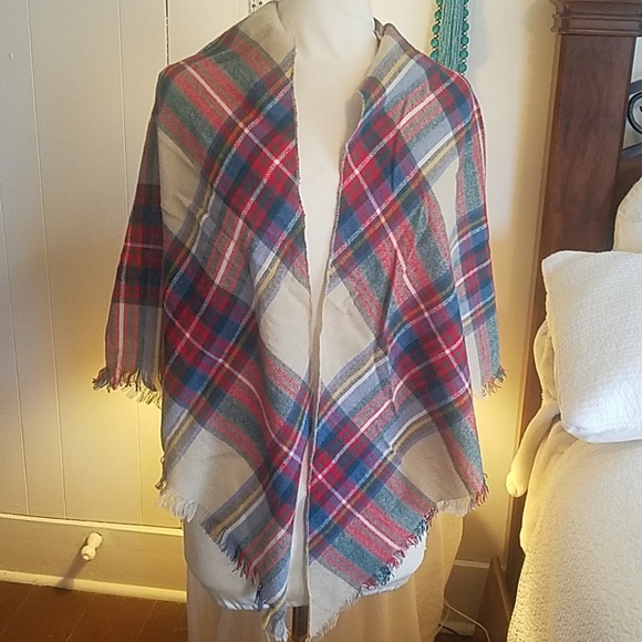 NEW Shall scarf buffalo plaid - Picture 3 of 7
